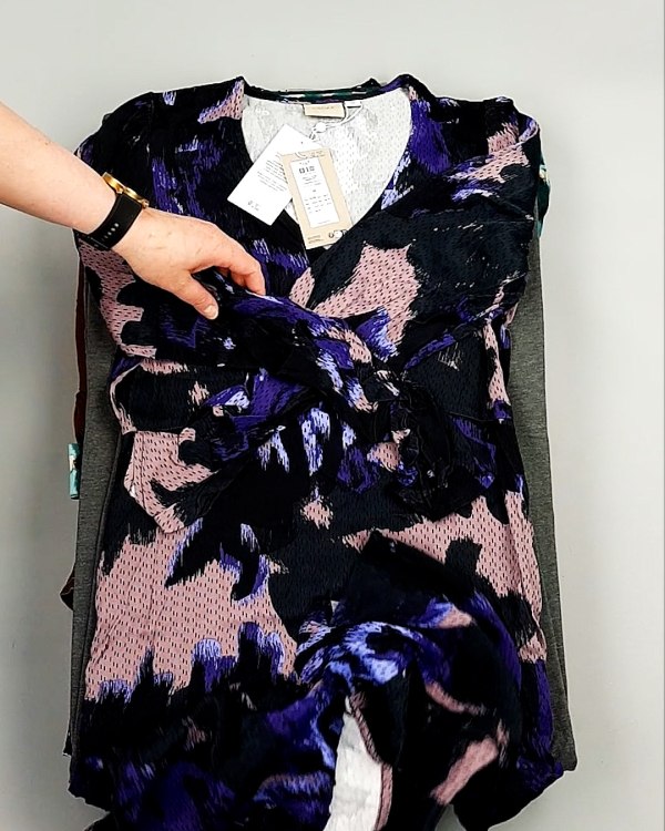 Фотография  845 - Платья Bestseller+DK Summer 035#5 кг, ЛОТ №8058 оптом в Саранске и Мордовии