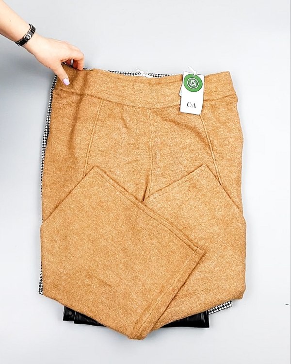 Фотография  863 - Брюки женские зима C&A 025#10 кг, ЛОТ №7908 оптом в Саранске и Мордовии