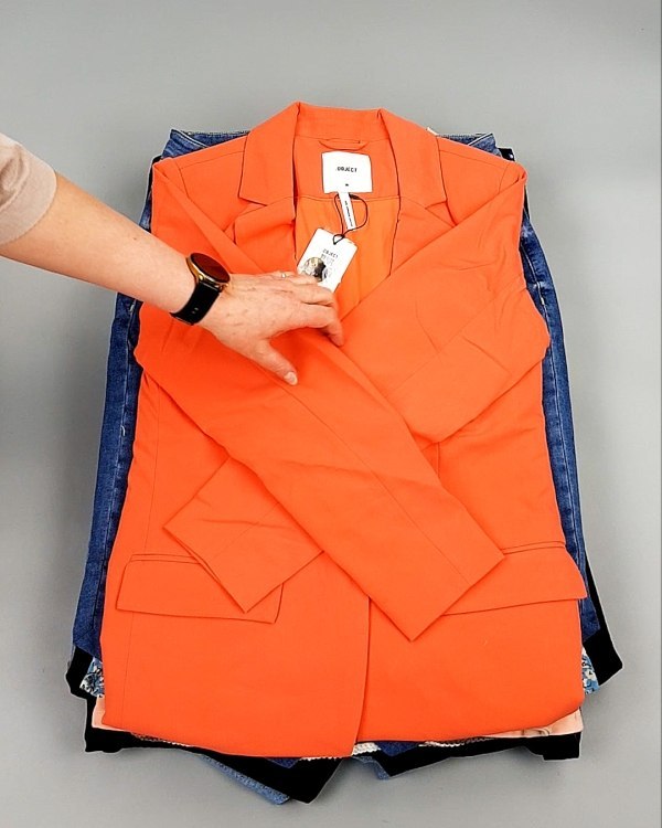 Фотография  374 - ДАНИЯ Summer mix 24#15 кг, ЛОТ №8044 оптом в Саранске и Мордовии