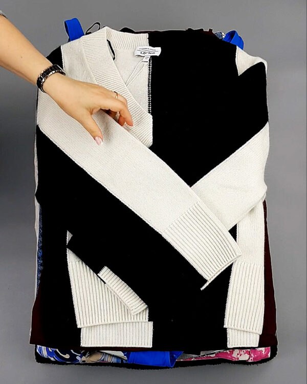 Фотография  921 - OTHER STORIES mix 06 B 035#15 кг, ЛОТ №8189 оптом в Саранске и Мордовии