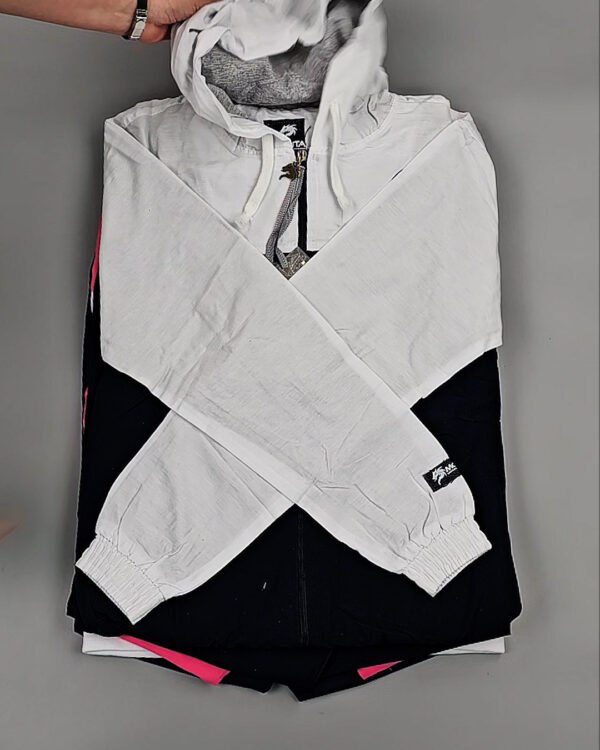 Фотография  809 - Спортивные костюмы  AD83#4 шт, ЛОТ №8637 оптом в Саранске и Мордовии