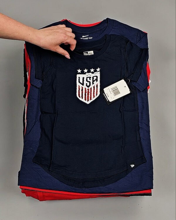 Фотография  388 - KIDS NIKE CAN 084#5 кг, ЛОТ №8477 оптом в Саранске и Мордовии