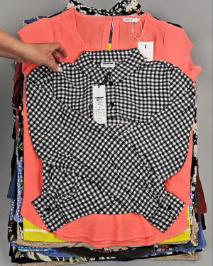 Фотография  625 - Блузки+Джемпера Bestseller Summer 045 B#8,5 кг, ЛОТ №9041 оптом в Саранске и Мордовии