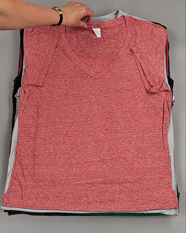 Фотография  746 - Футболки СТОК CAN 084#5 кг, ЛОТ №9000 оптом в Саранске и Мордовии