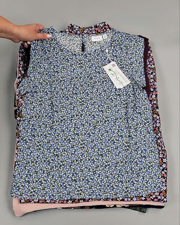 Фотография  115 - Блузки+Джемпера Bestseller Summer 045 B#8,5 кг, ЛОТ №9040 оптом в Саранске и Мордовии