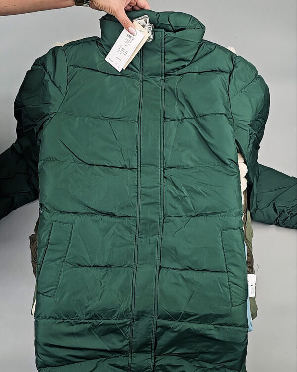 Фотография  879 - Верхняя одежда VILA 104#10 кг, ЛОТ СТ-9320 оптом в Саранске и Мордовии