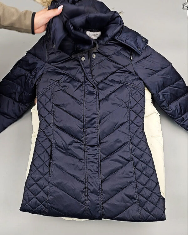 Фотография  509 - Верхняя одежда женская CAN 104#15 кг, ЛОТ СТ-9353 оптом в Саранске и Мордовии