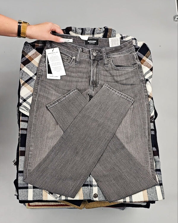 Фотография  314 - JACK JONES Men Winter mix 075#20 кг, ЛОТ № СТ-9265 оптом в Саранске и Мордовии