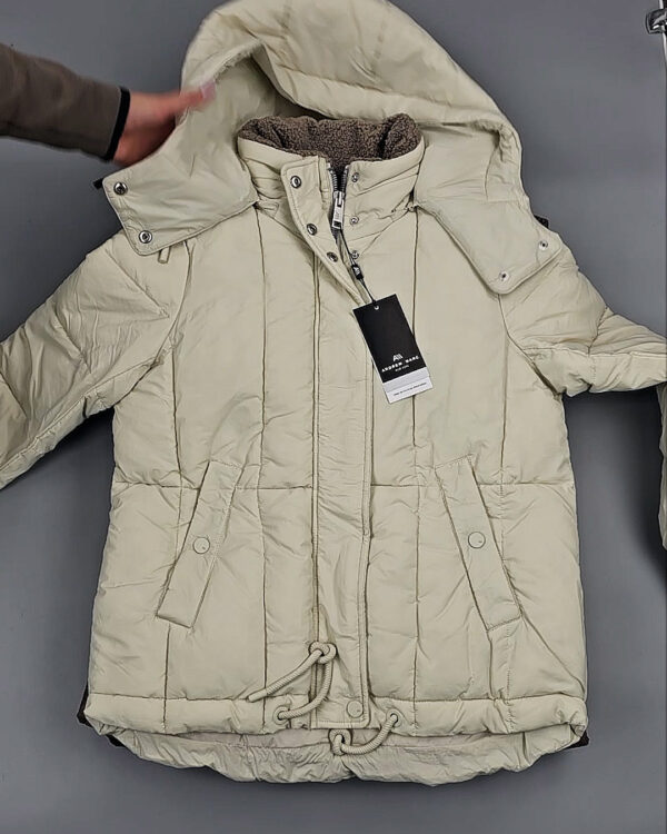 Фотография  270 - Верхняя одежда женская CAN 104#15 кг, ЛОТ СТ-9353 оптом в Саранске и Мордовии