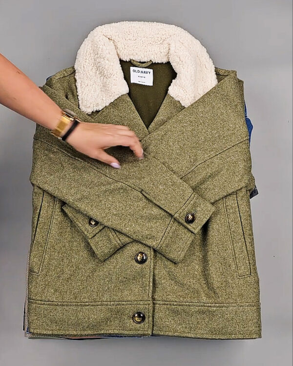 Фотография  827 - Ветровки женские CAN 104#12 кг оптом в Саранске и Мордовии