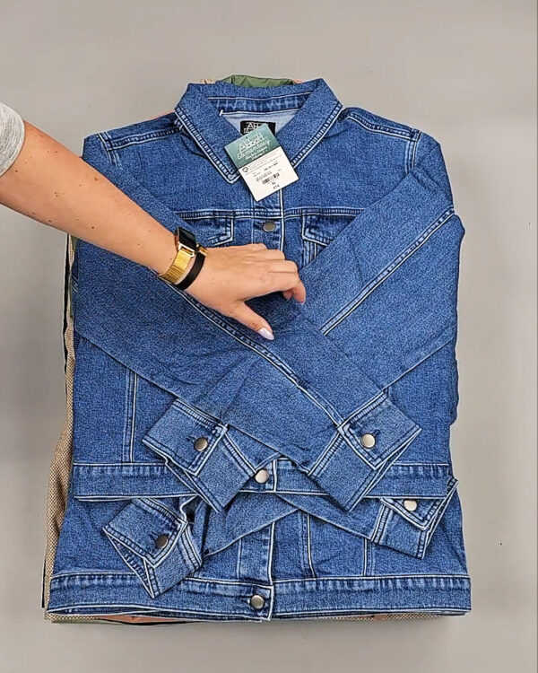 Фотография  215 - Ветровки женские CAN 104#12 кг оптом в Саранске и Мордовии