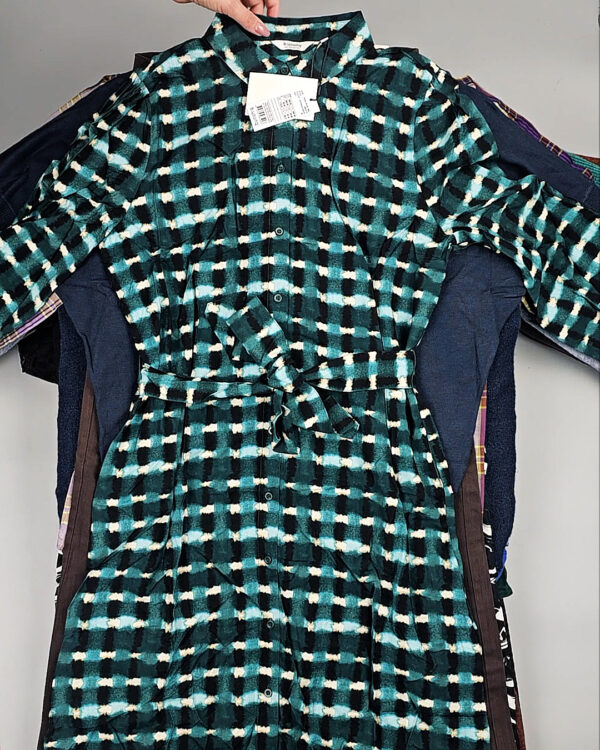 Фотография  249 - B.YOUNG Winter mix 104#15 кг, ЛОТ СТ-9596 оптом в Саранске и Мордовии