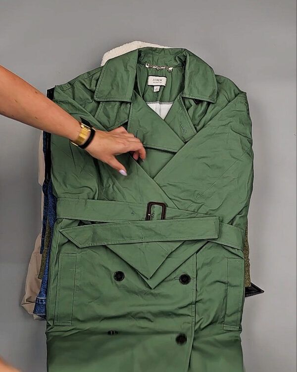 Фотография  961 - Ветровки женские CAN 104#12,4 кг, ЛОТ СТ-9403 оптом в Саранске и Мордовии