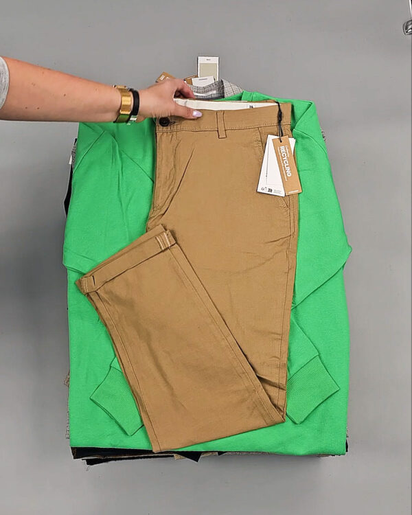 Фотография  973 - JACK JONES Men Winter mix 075#20 кг, ЛОТ № СТ-9445 оптом в Саранске и Мордовии