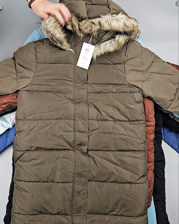 Фотография  566 - Верхняя одежда VILA 104#10 кг, ЛОТ СТ-9714 оптом в Саранске и Мордовии