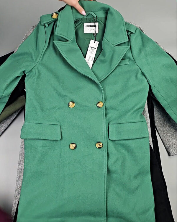 Фотография  946 - Пальто Bestseller 104#15,2 кг, ЛОТ СТ-9842 оптом в Саранске и Мордовии