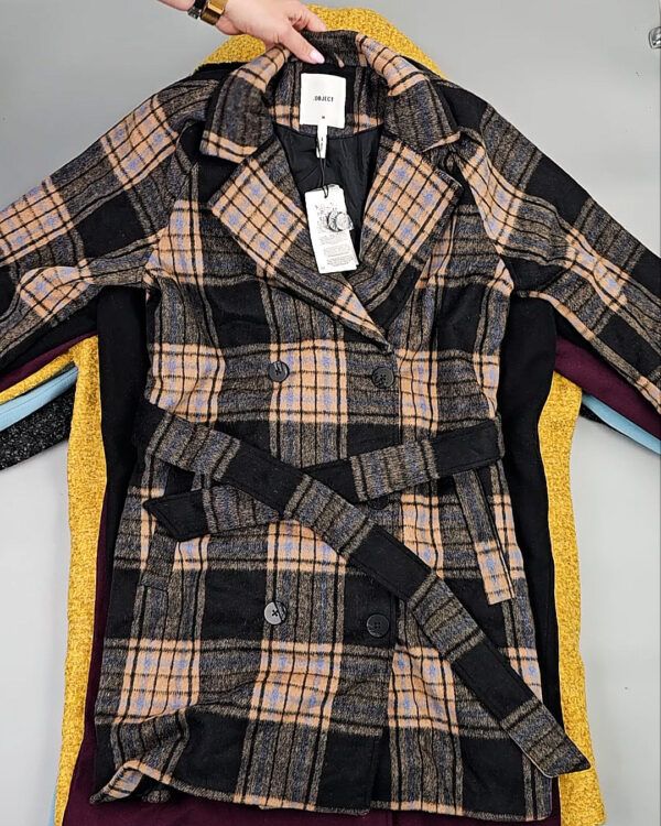 Фотография  469 - Пальто Bestseller 104#10 кг оптом в Саранске и Мордовии