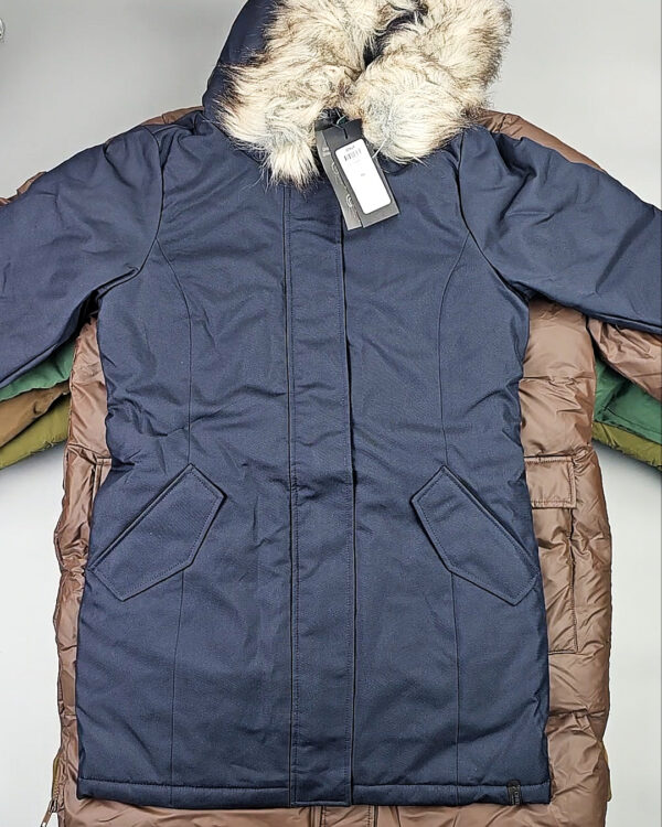 Фотография  323 - Куртки BESTSELLER зима 045#10 кг, ЛОТ СТ-9834 оптом в Саранске и Мордовии