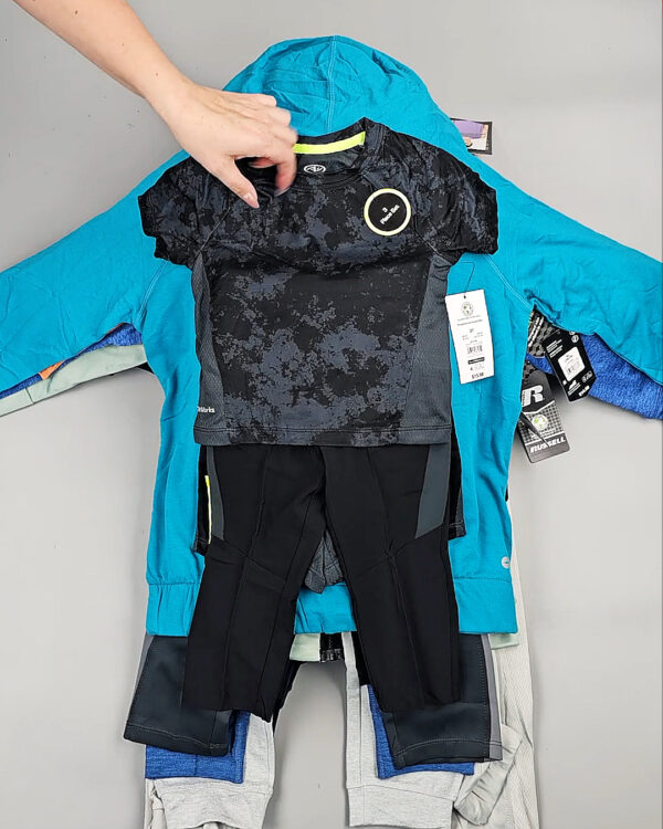 Фотография  918 - Спортивные костюмы дети CAN#6 кг, ЛОТ СТ-9739 оптом в Саранске и Мордовии