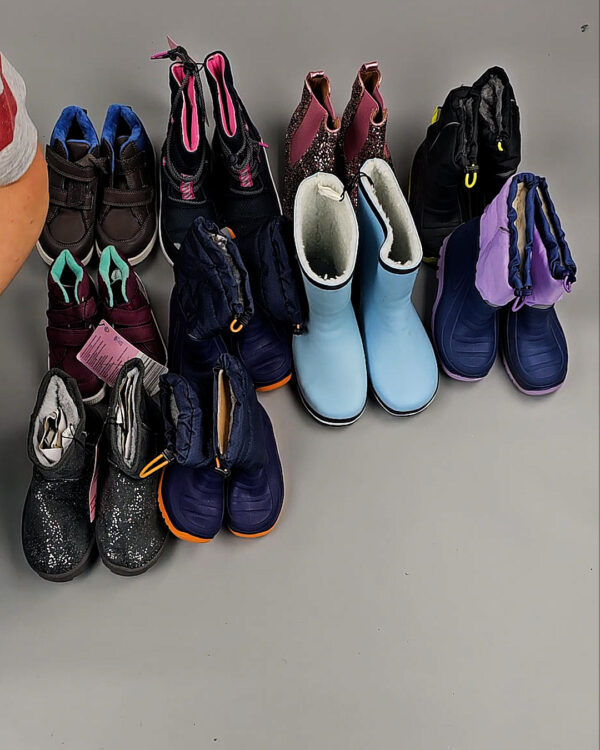 Фотография  906 - Обувь СТОК дети зима 065#6,2 кг, ЛОТ СТ-9661 оптом в Саранске и Мордовии