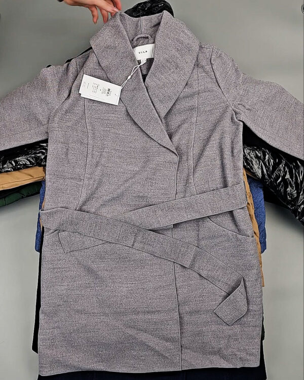 Фотография  594 - Верхняя одежда VILA#10,2 кг, ЛОТ СТ-9711 оптом в Саранске и Мордовии