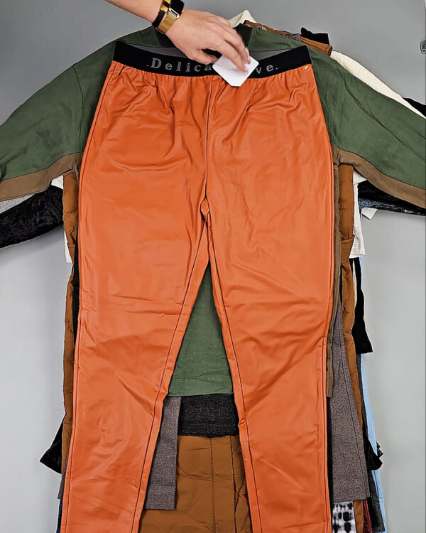 Фотография  864 - DK, Bestseller + Winter mix#15 кг, ЛОТ СТ-9958 оптом в Саранске и Мордовии