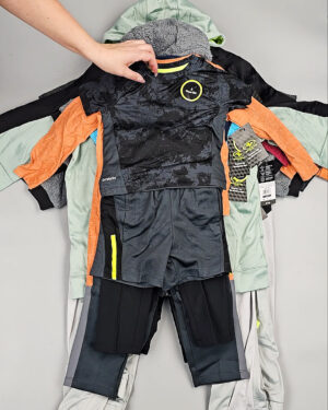 Фотография  518 - Спортивные костюмы дети CAN#6 кг, ЛОТ СТ-9738 оптом в Саранске и Мордовии