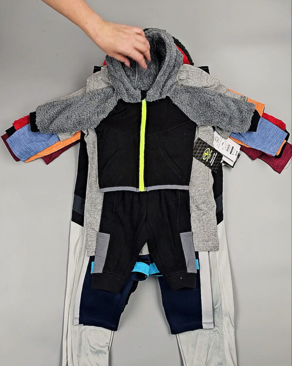 Фотография  724 - Спортивные костюмы дети CAN#6 кг, ЛОТ СТ-9739 оптом в Саранске и Мордовии